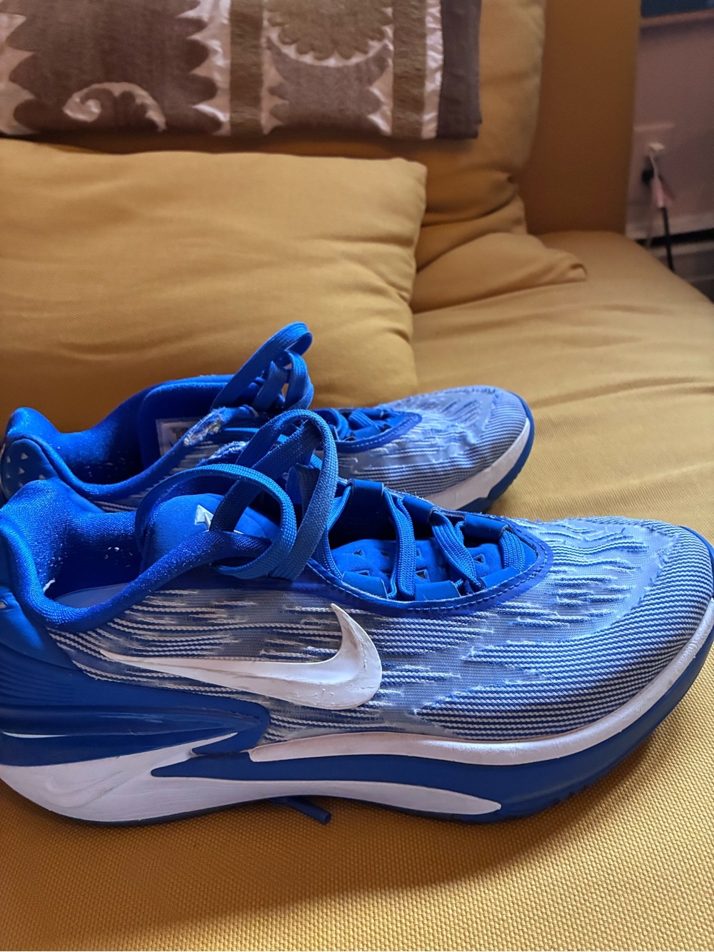 Nike GT Hustle 8.5